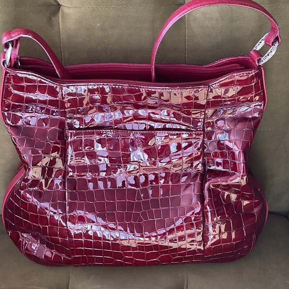💜Brighton Burgundy Croc-Embossed Shoulder Bag - Picture 4 of 6